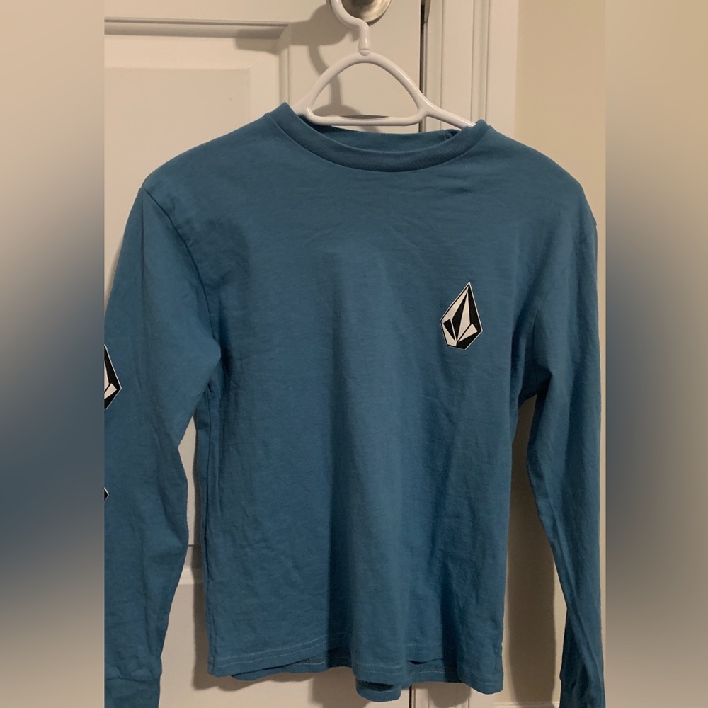 Volcom blue sweater for boys